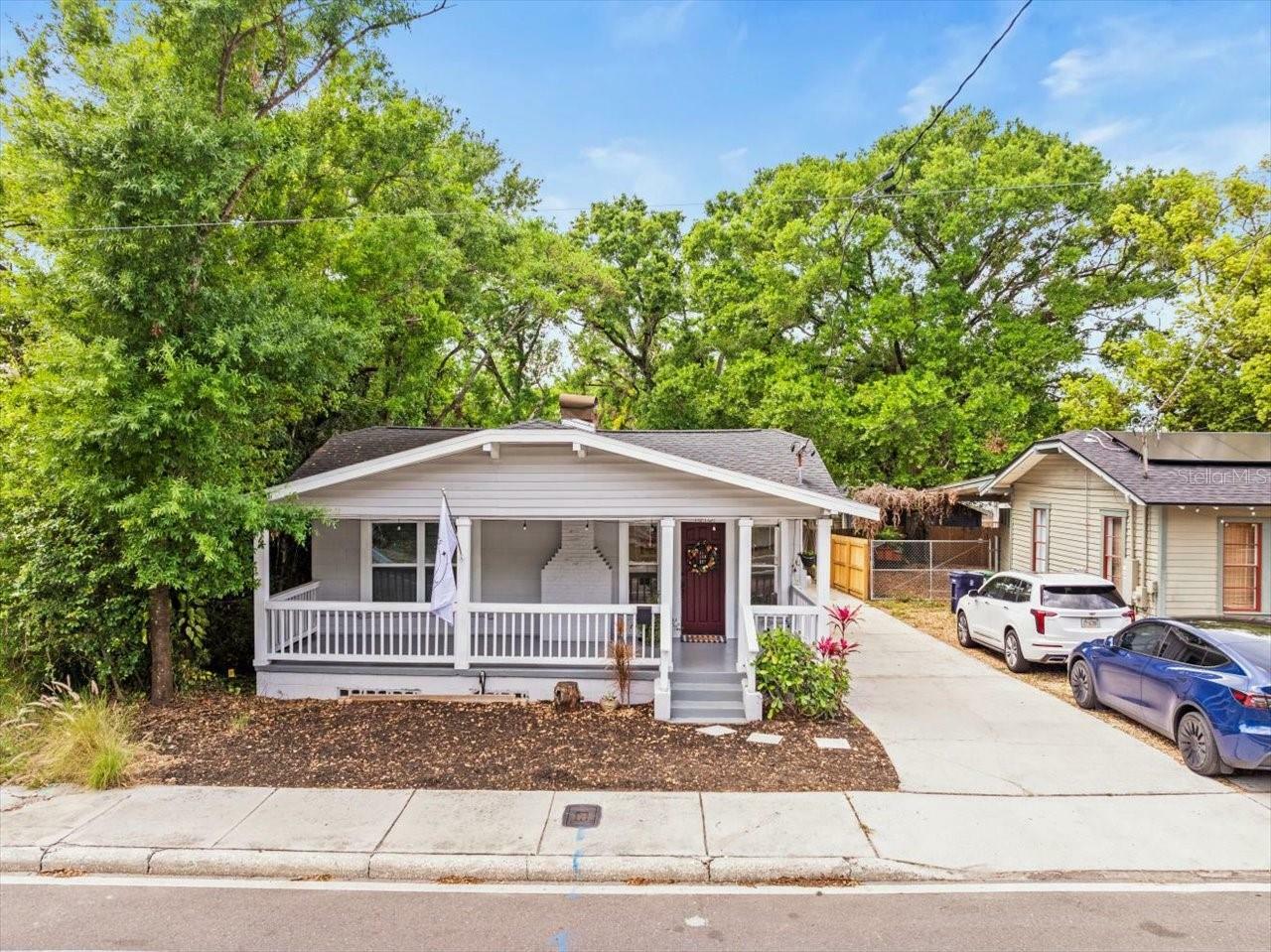 Property Photo: 4816 N Highland Avenue FL 33603