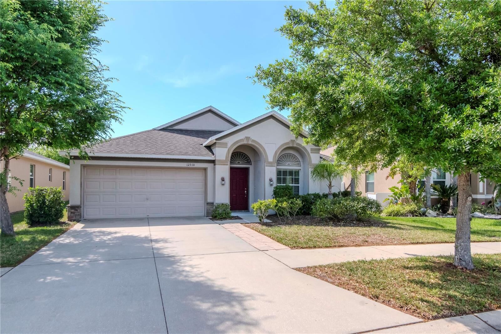 Property Photo:  12310 Streambed Drive  FL 33579 