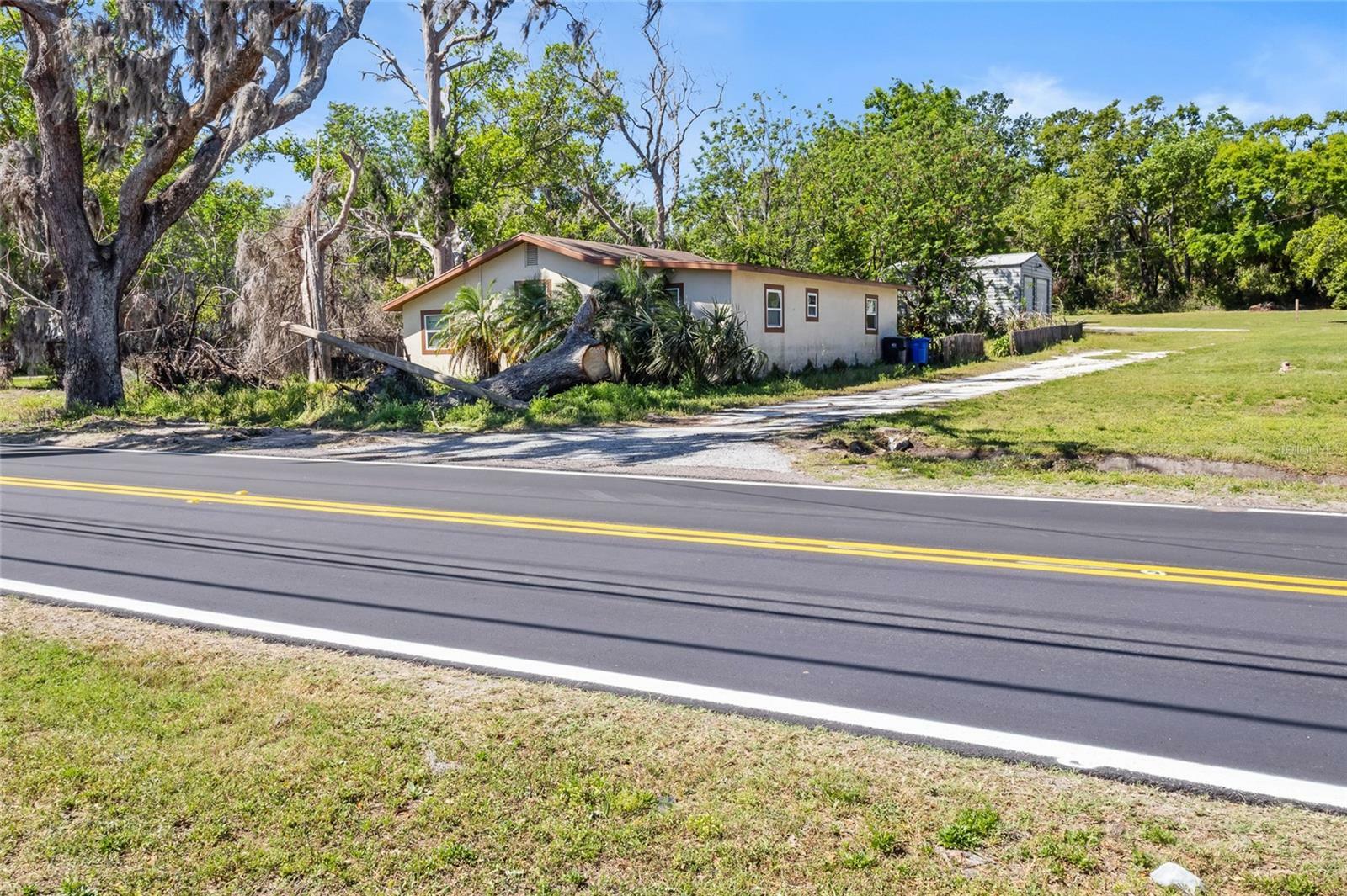 Property Photo: 620 S Mulrennan Road FL 33594