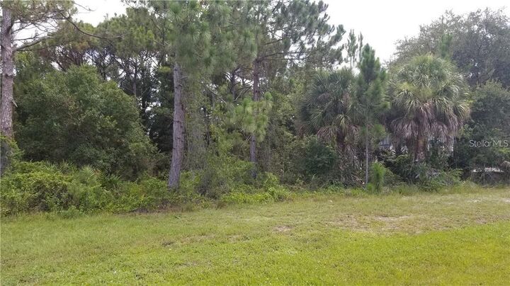S Tamiami Trail  Venice FL 34293 photo