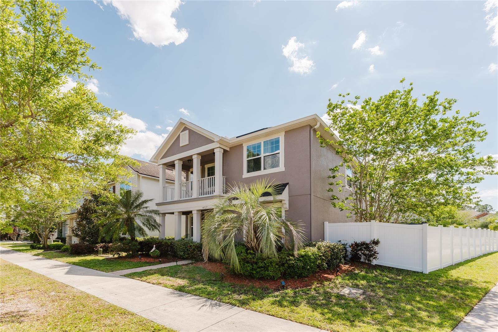 Property Photo: 4707 Northlawn Way FL 32811