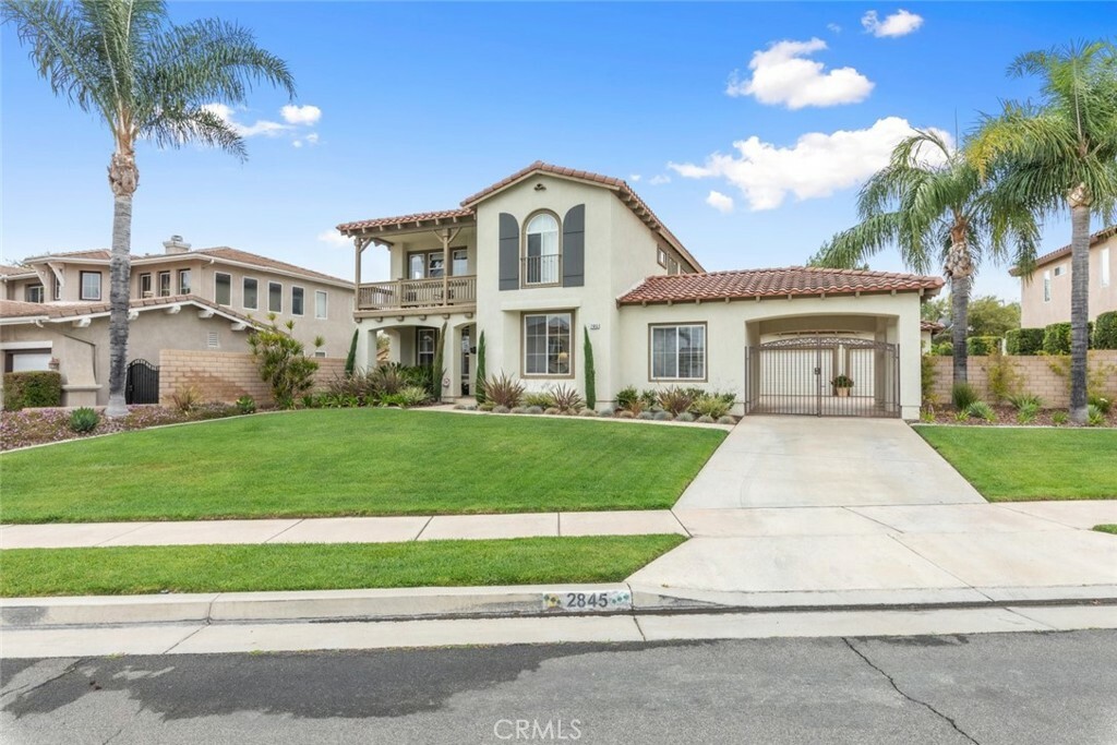 Property Photo: 2845 Keystone Circle CA 92882