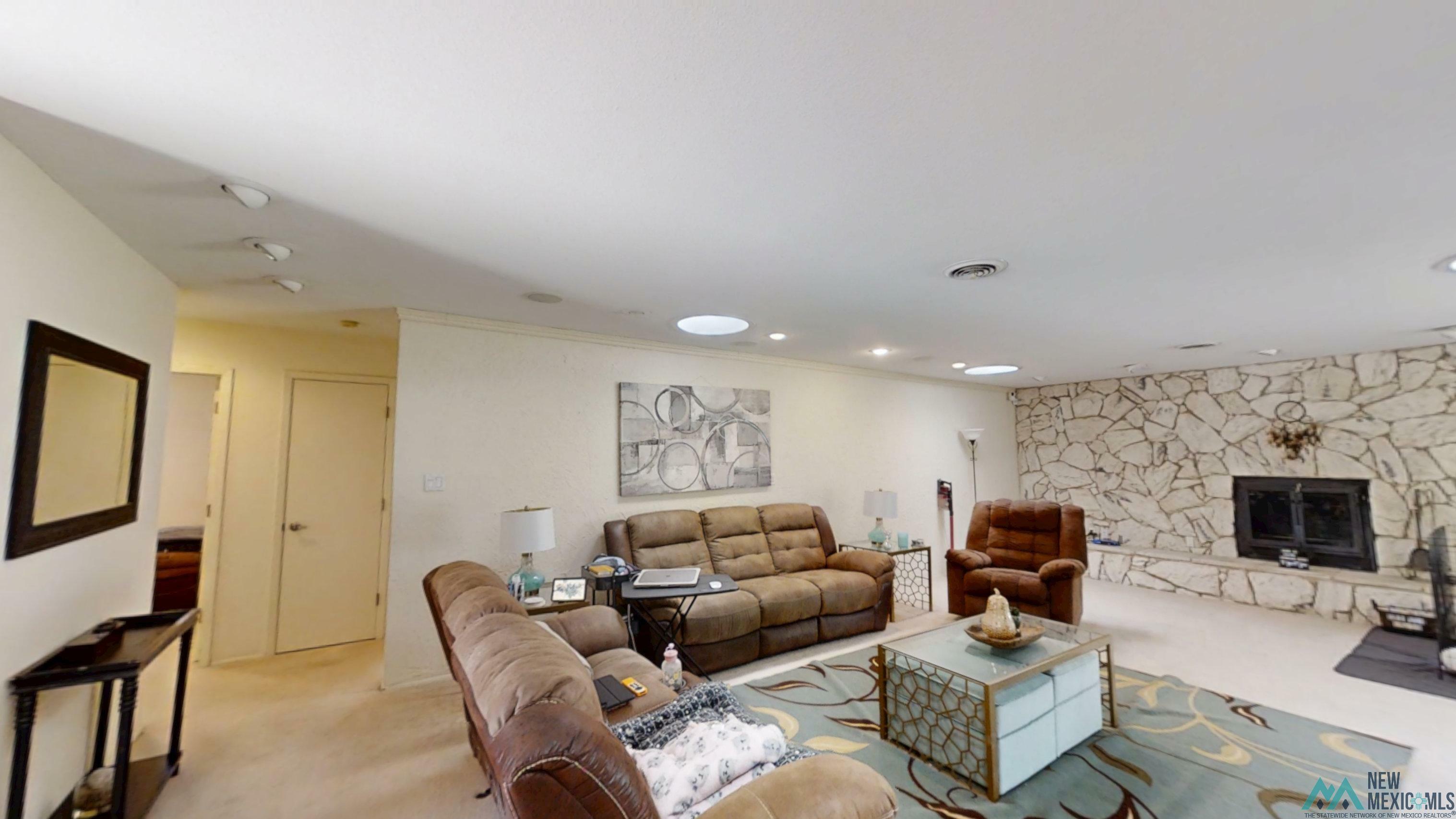 Property Photo: 1500 Colonial Parkway NM 88101