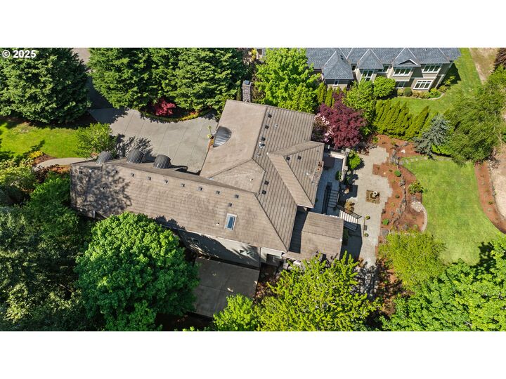 Property Photo:  2147 Glenmorrie Ln  OR 97034 