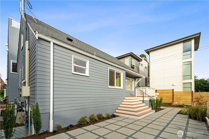 Property Photo:  1752 NW 60th Street A  WA 98107 