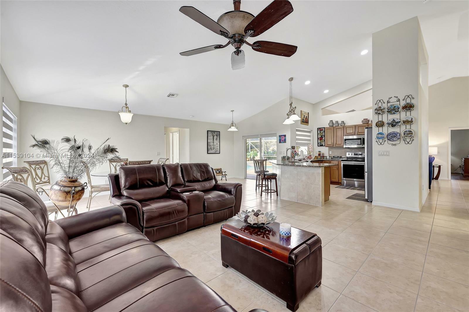 Property Photo: 1952 SW Cameo Boulevard FL 34953