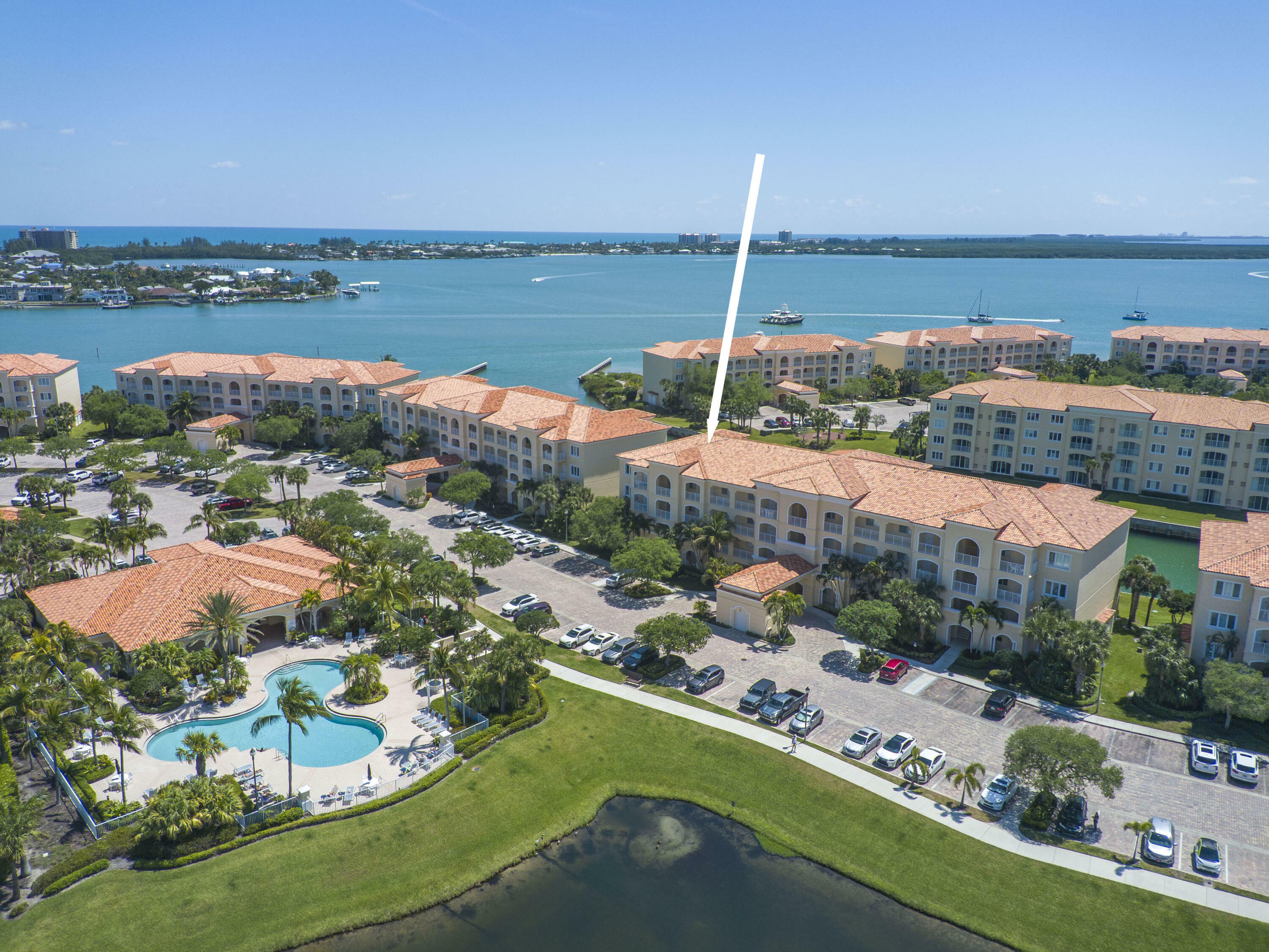 Property Photo:  6 Harbour Isle Drive E Ph01  FL 34949 