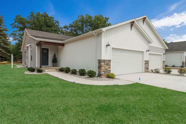1749 Linden Avenue  Garfield Twp MI 49686 photo