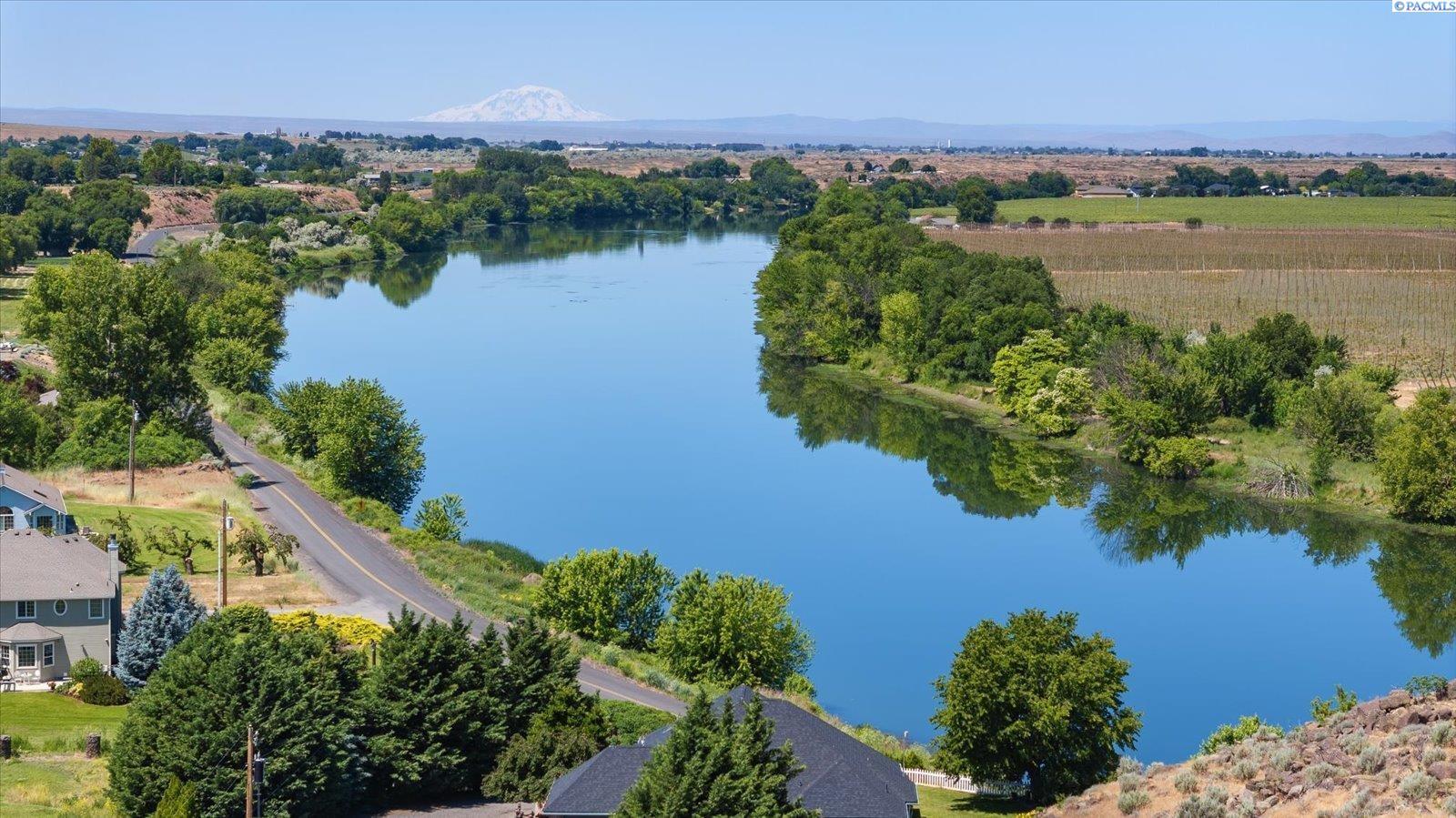 Property Photo: 160103 W Byron WA 99350
