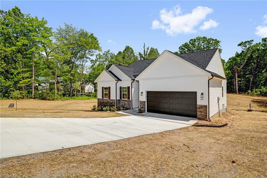 Property Photo: 281 Ellisboro Road NC 27025