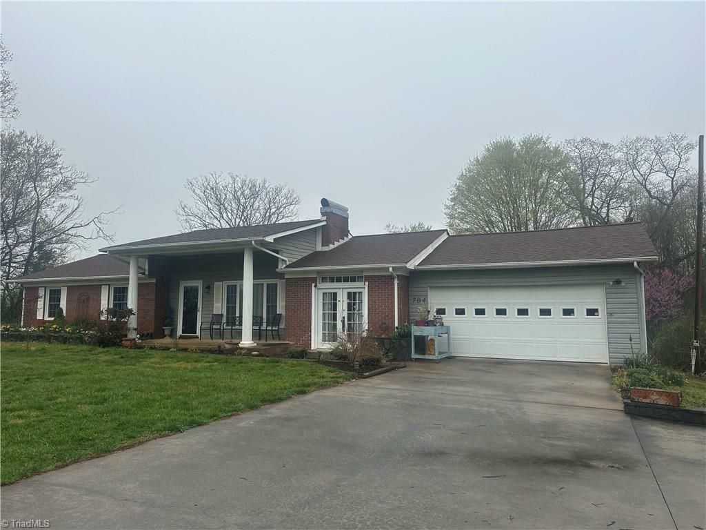 Property Photo: 704 Oak Ridge Church Road NC 28635