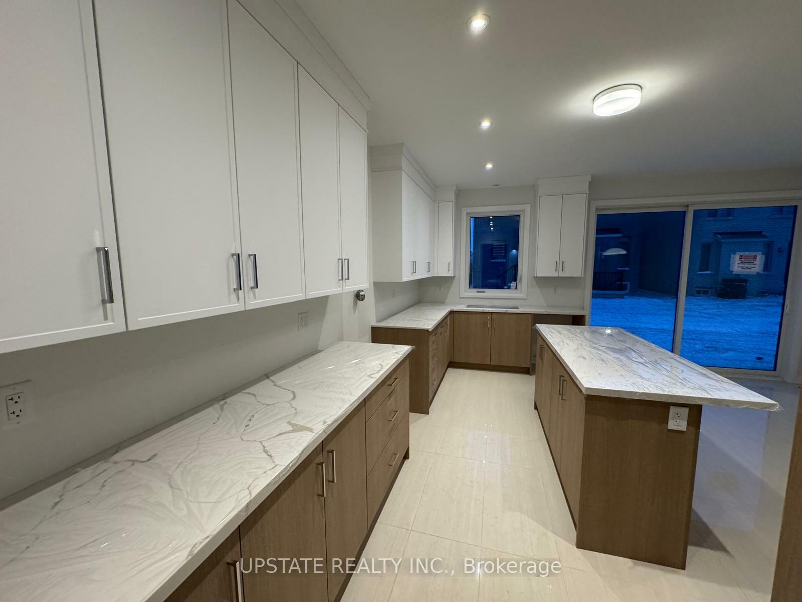 Property Photo: 4 Dolomite Drive ON L6P 4R6