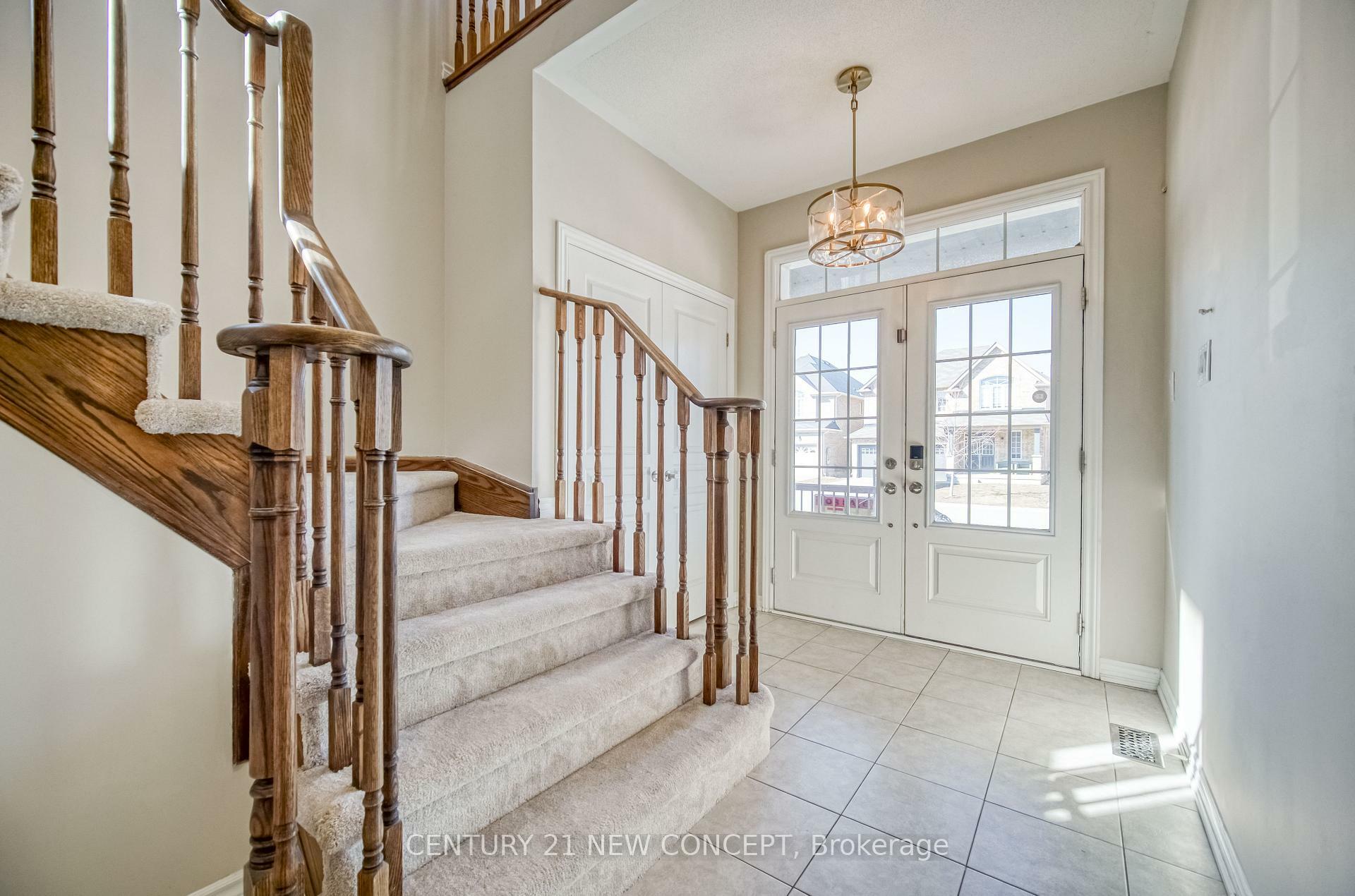 Property Photo: 53 Lampkin Street ON L0E 1R0