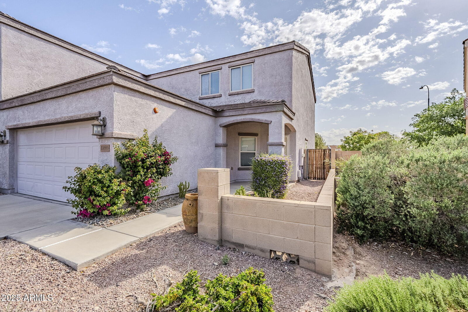Property Photo: 13083 N 87th Drive AZ 85381