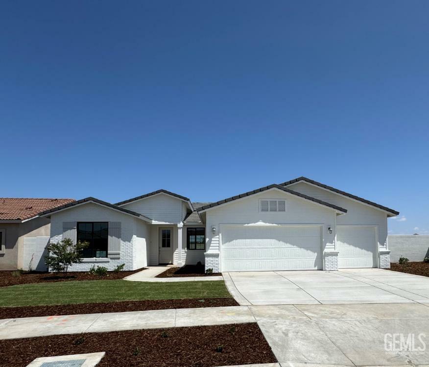 12700 Kinnick Court  Bakersfield CA 93312 photo