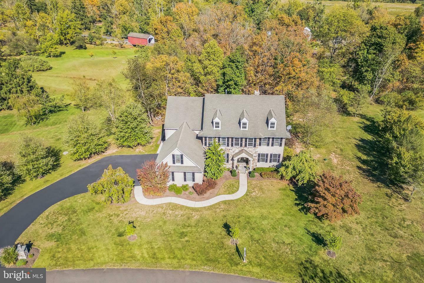 Property Photo: 10 Erwinna Valley Way PA 18920