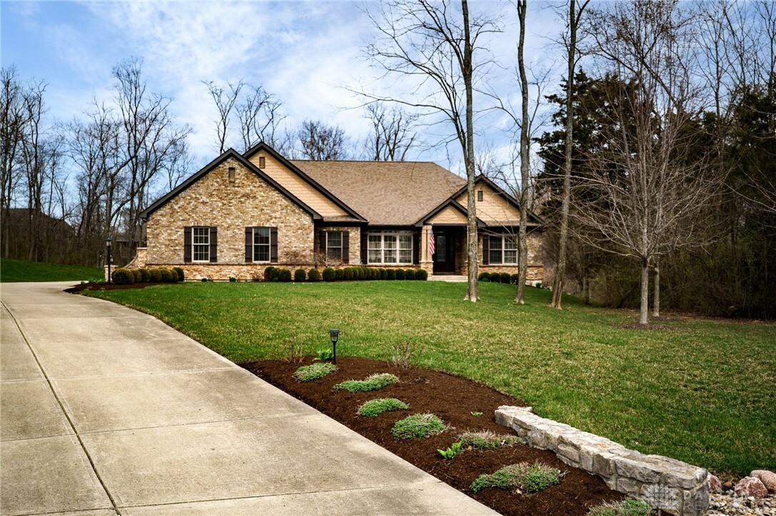 Property Photo: 856 Willow Oak Court OH 45066