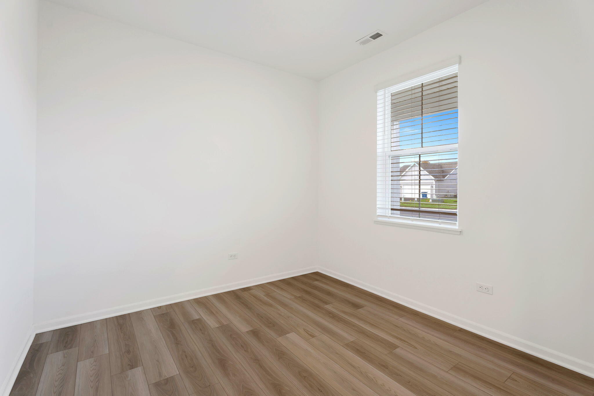Property Photo: 511 E 127th Place IN 46307
