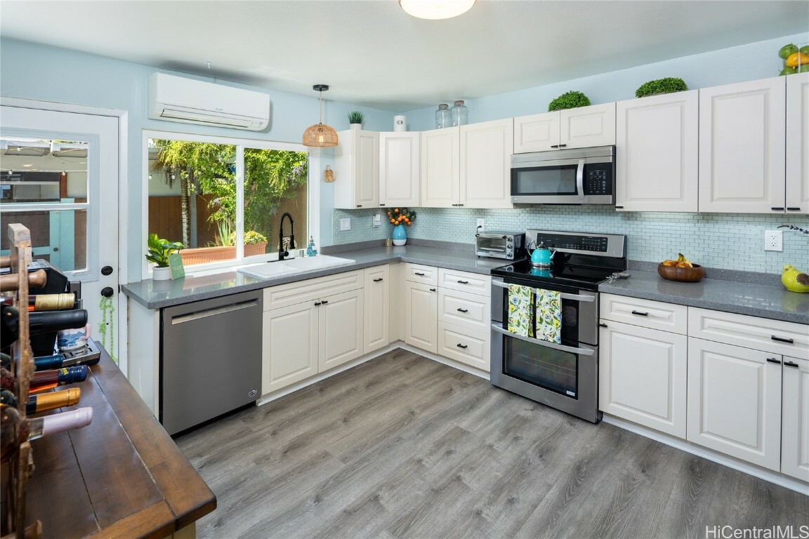 Property Photo: 1125 Wainiha Street D HI 96825