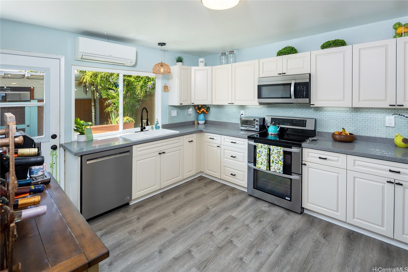 Property Photo:  1125 Wainiha Street D  HI 96825 