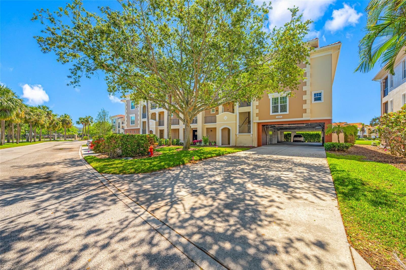 Property Photo: 6 Academy Way S 23A FL 33711