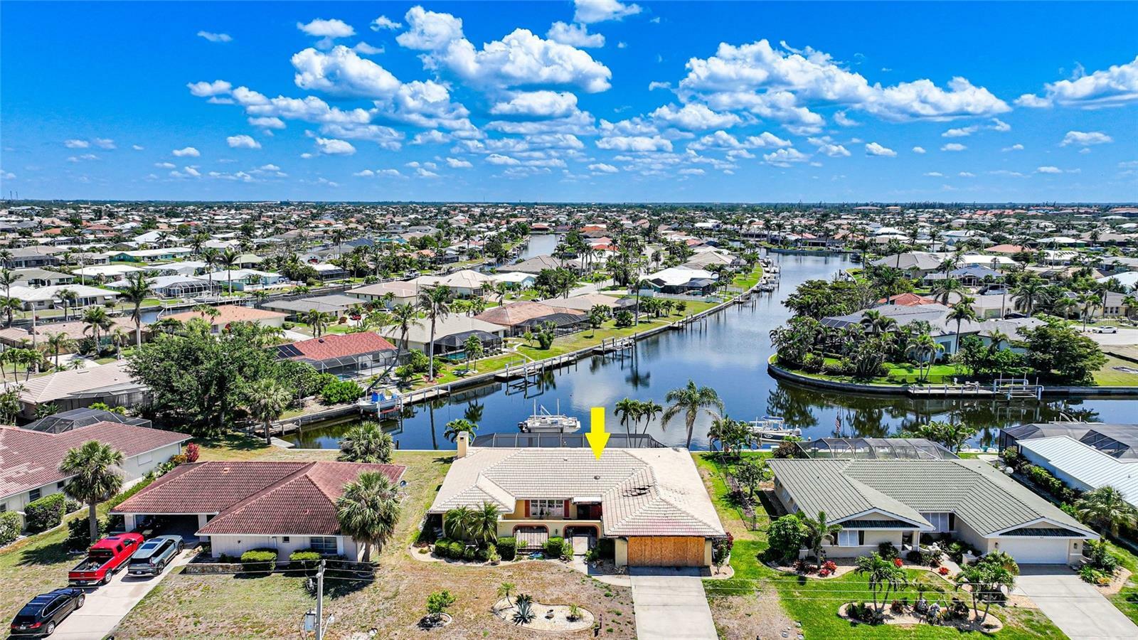 Property Photo: 490 Via Esplanade FL 33950