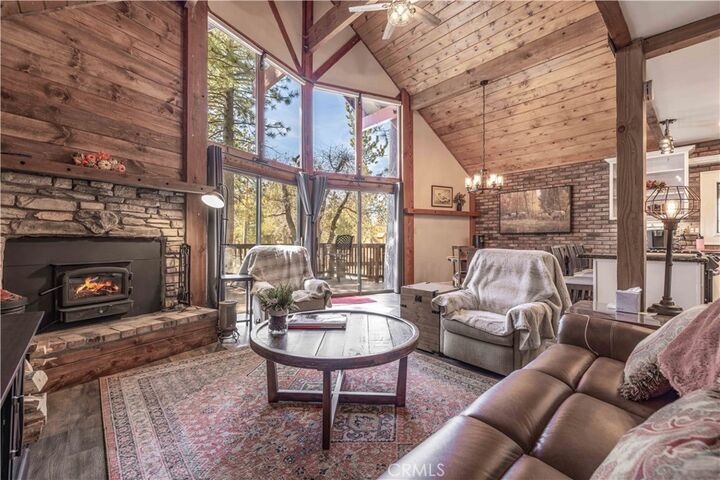 Property Photo:  843 San Bernardino Avenue  CA 92386 