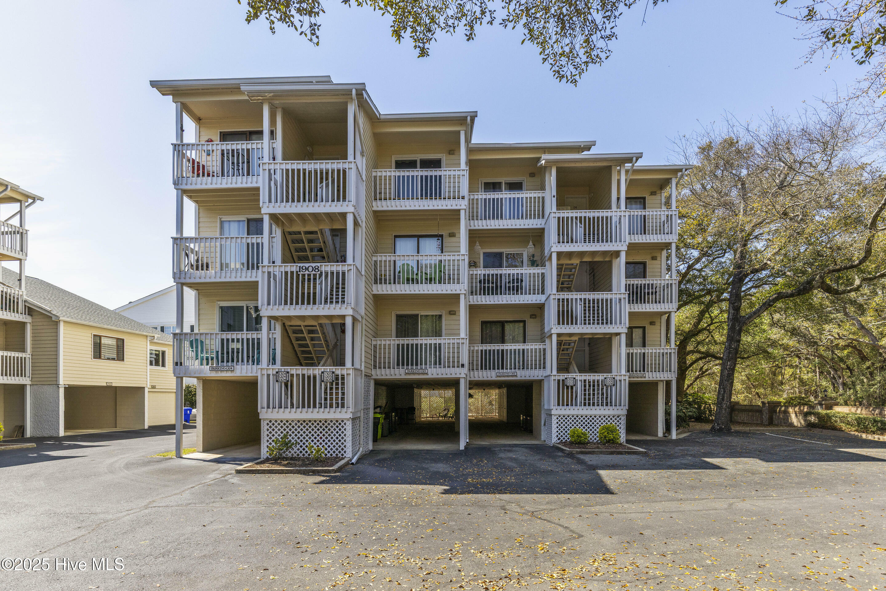 Property Photo: 1908 Goose Creek Road SW Unit 1202 NC 28469