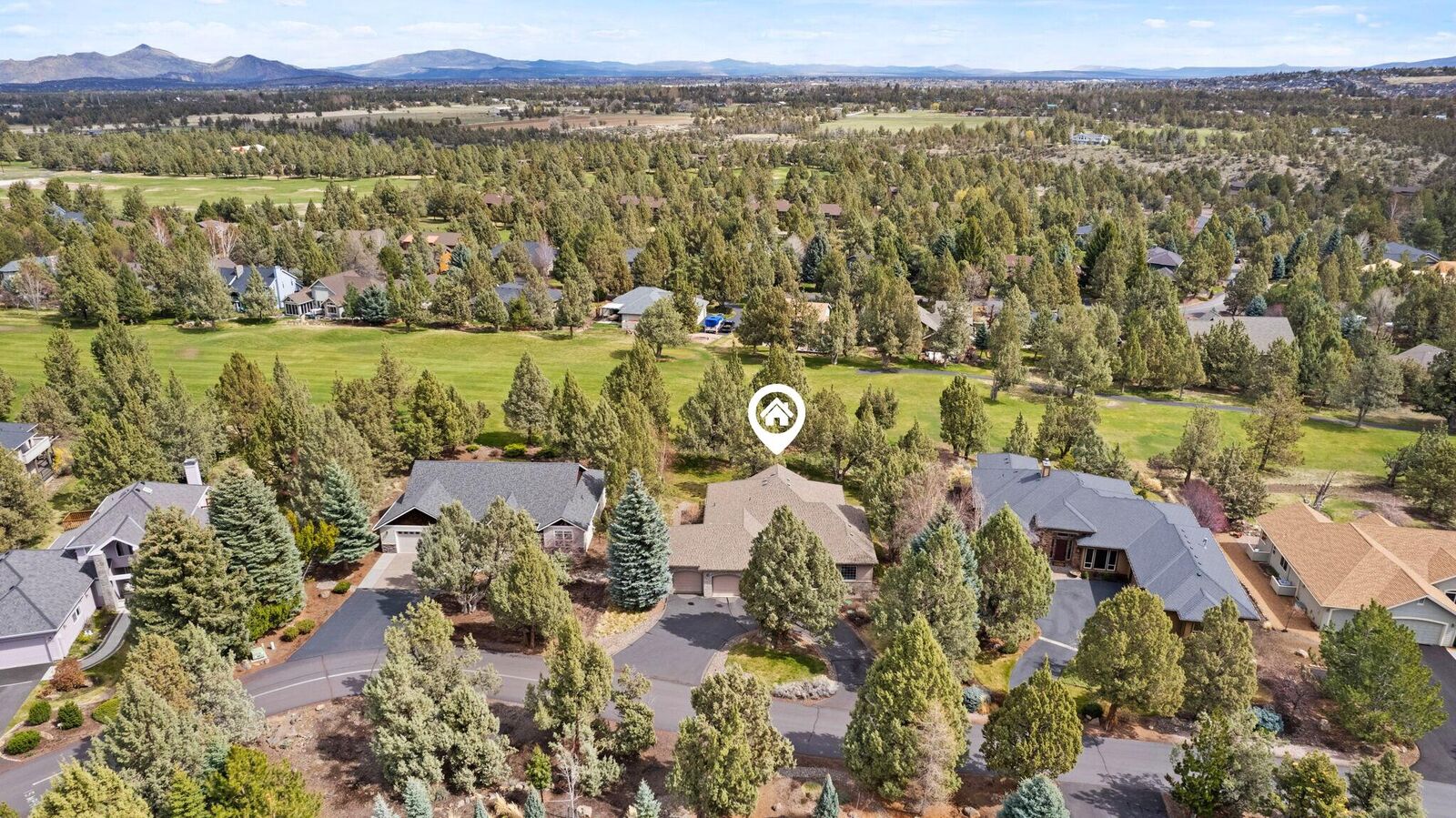 Property Photo:  2210 Condor Drive  OR 97756 