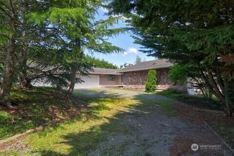 Property Photo: 2210 N Martin Road WA 98273
