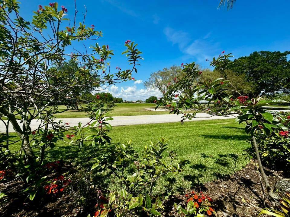 1 Cuillan Circle  Palm Beach Gardens FL 33418 photo