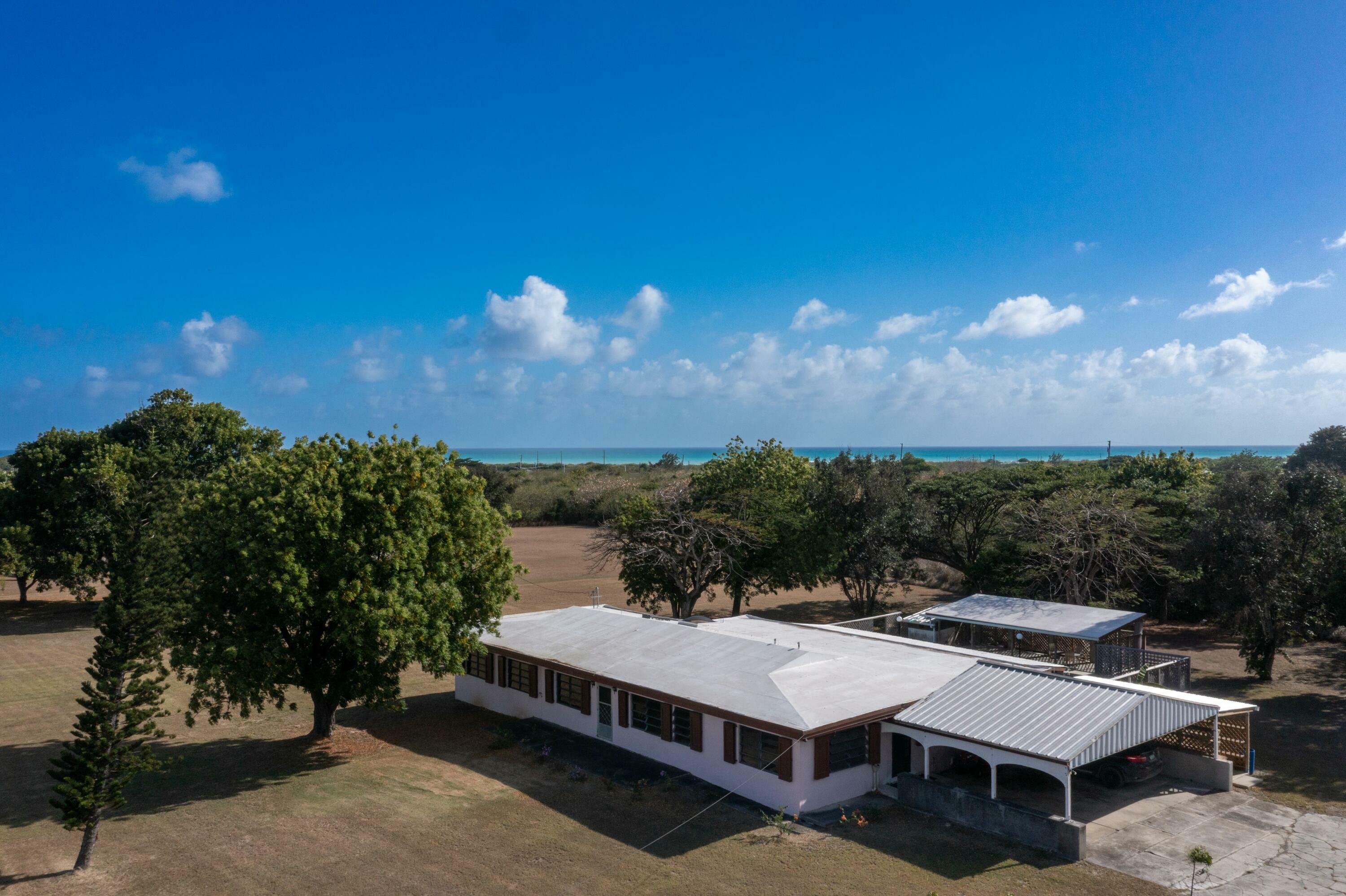 Property Photo: 98 Carlton We VI 00850