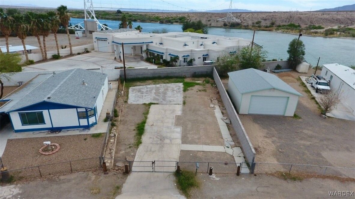 Property Photo: 2392 Castle Rock Circle AZ 86442