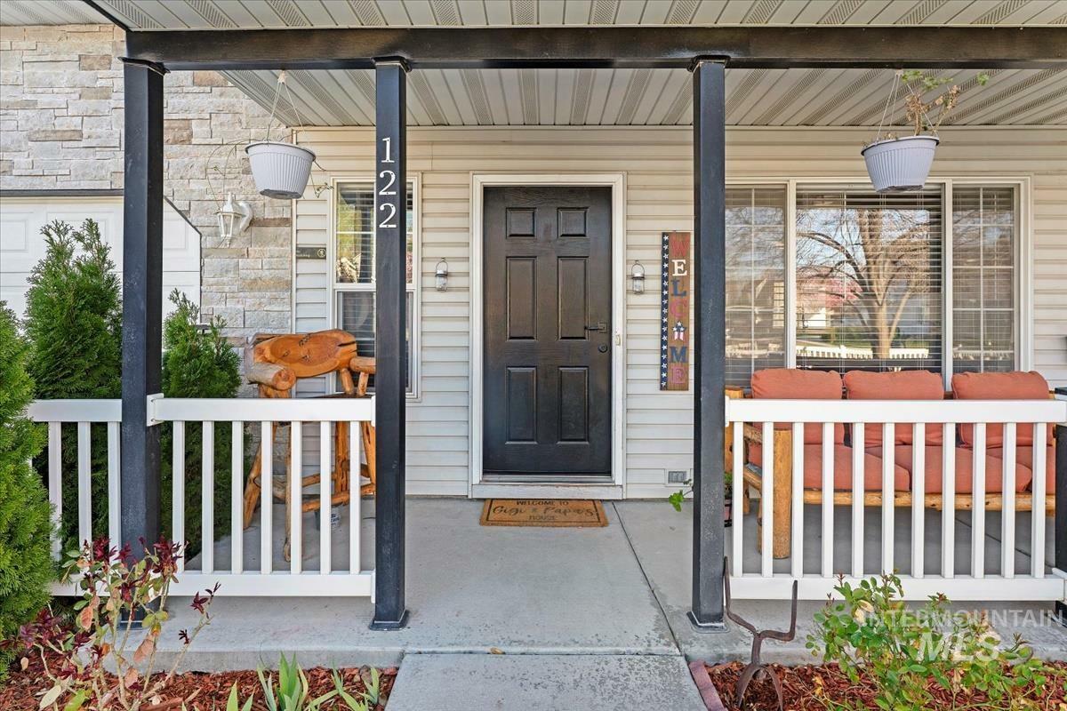 Property Photo: 122 N Orchard Heights Way ID 83651