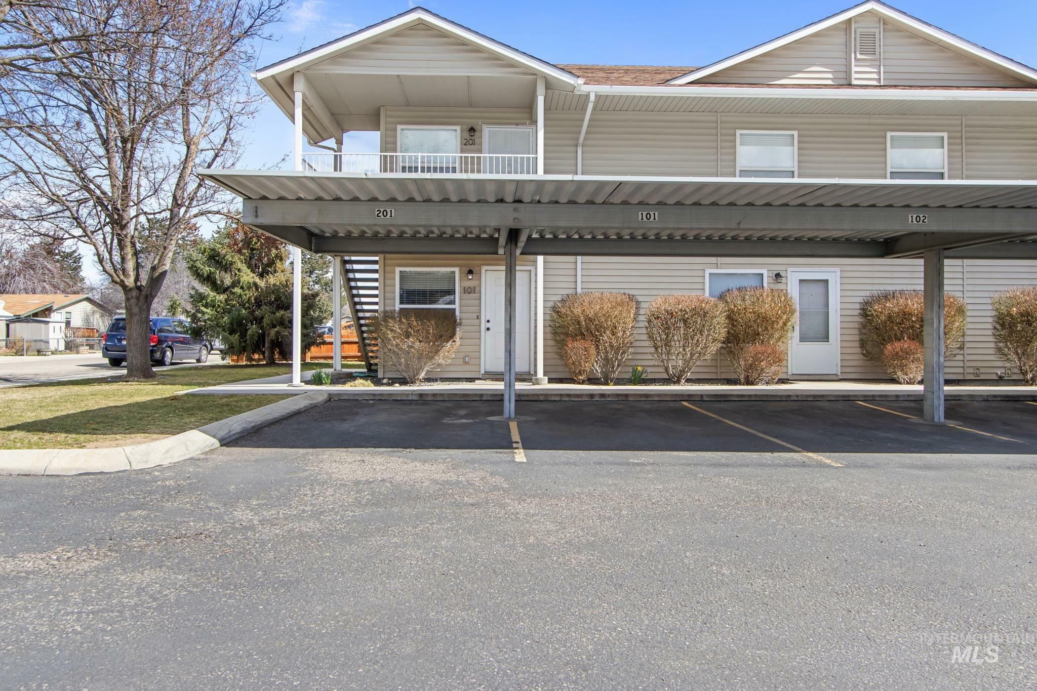 Property Photo: 8875 W Irving St 101 ID 83704