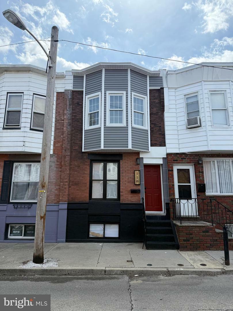 Property Photo: 118 Tree Street PA 19148