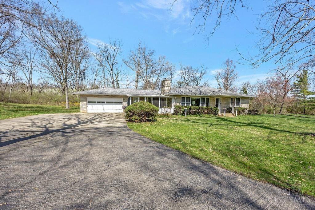 Property Photo:  815 Hogan Drive  OH 45013 
