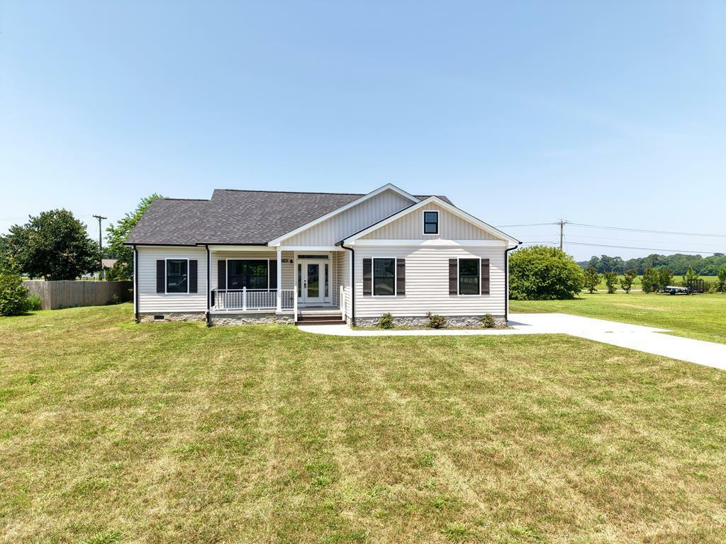 Property Photo: 27192 Castle Row VA 23310