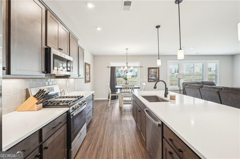 Property Photo: 627 Michigan Circle GA 30548