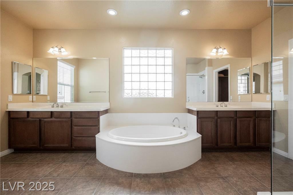 Property Photo: 9173 Whitekirk Place NV 89145