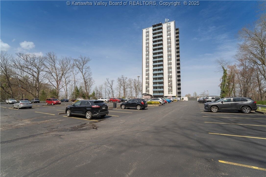 Property Photo: 1800 Roundhill Road 404 WV 25314