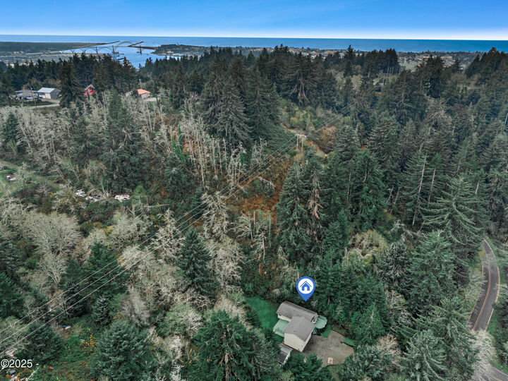 Property Photo:  594 NE Newport Heights Drive  OR 97365 