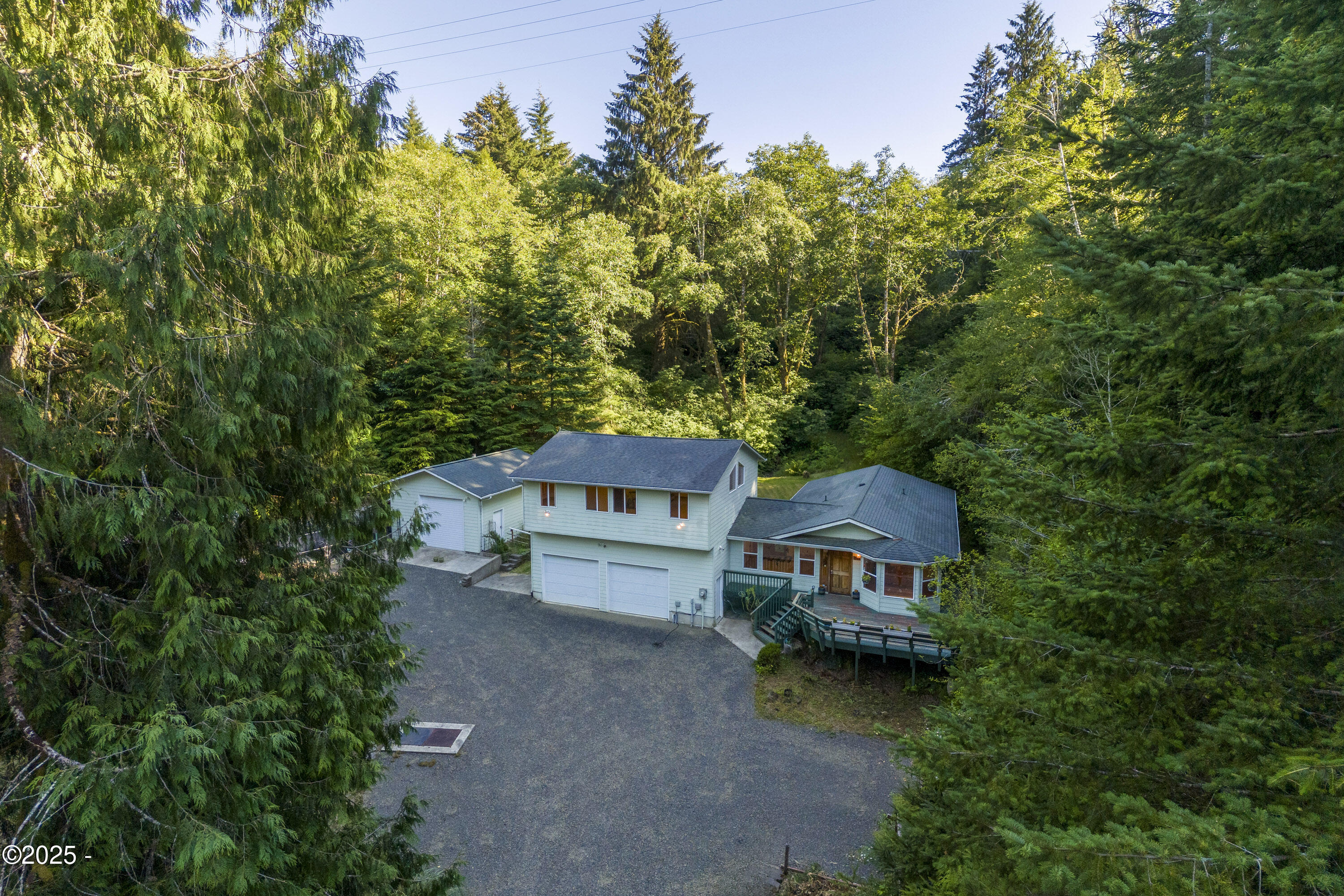 Property Photo: 594 NE Newport Heights Drive OR 97365
