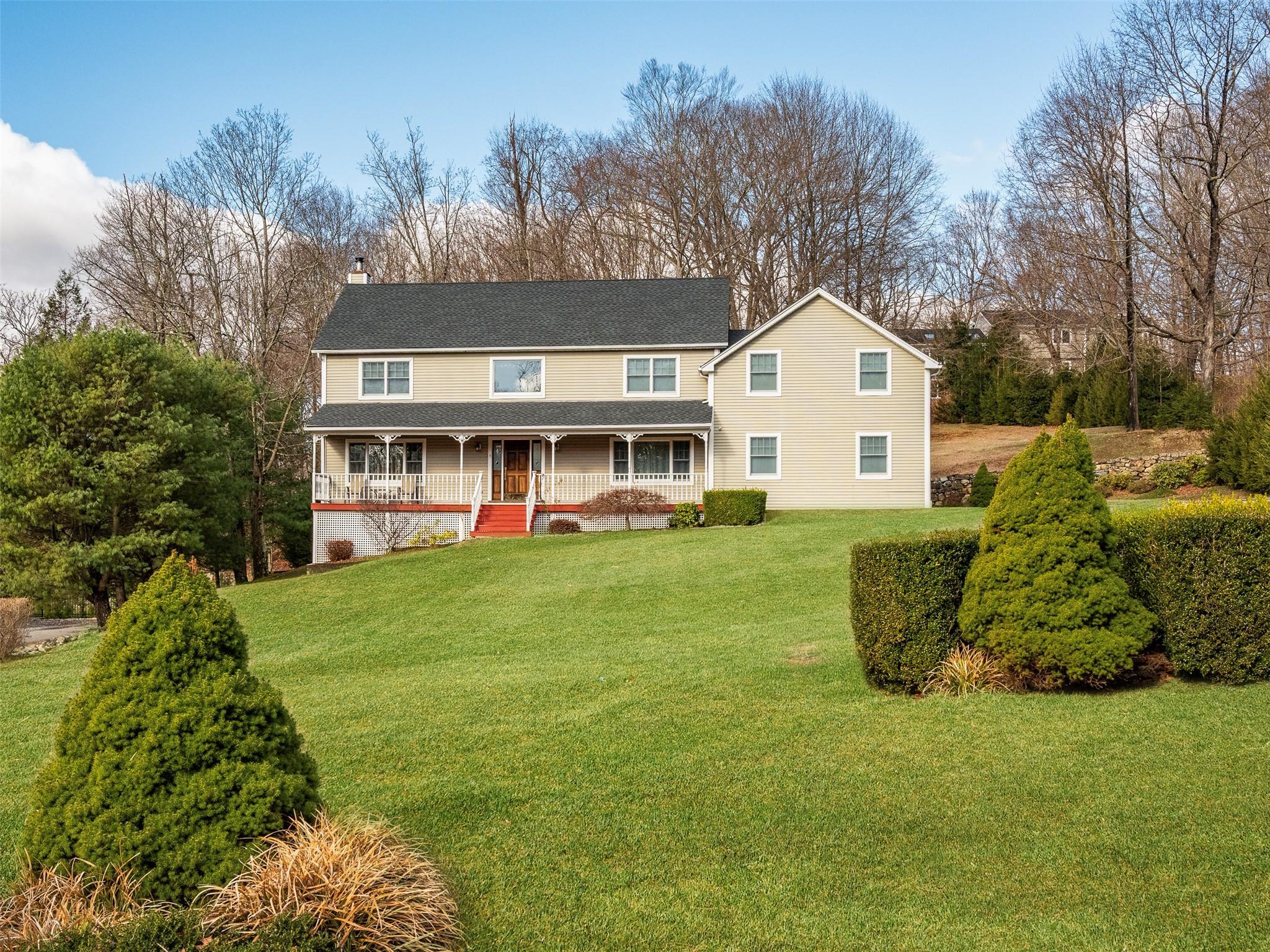 Property Photo: 4 Oakridge Road NY 10560