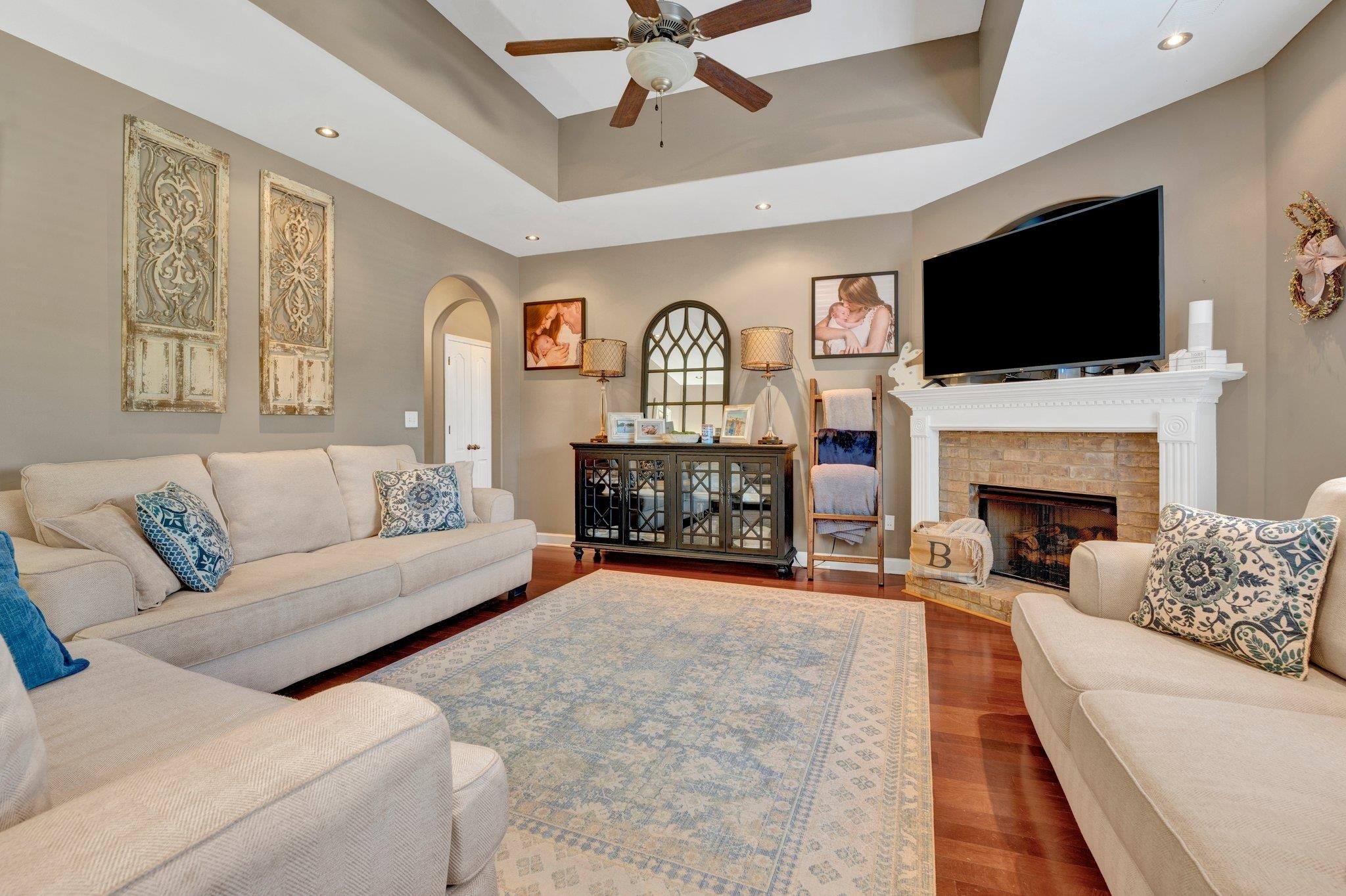 8886 Village Creek Dr  Bartlett TN 38002 photo