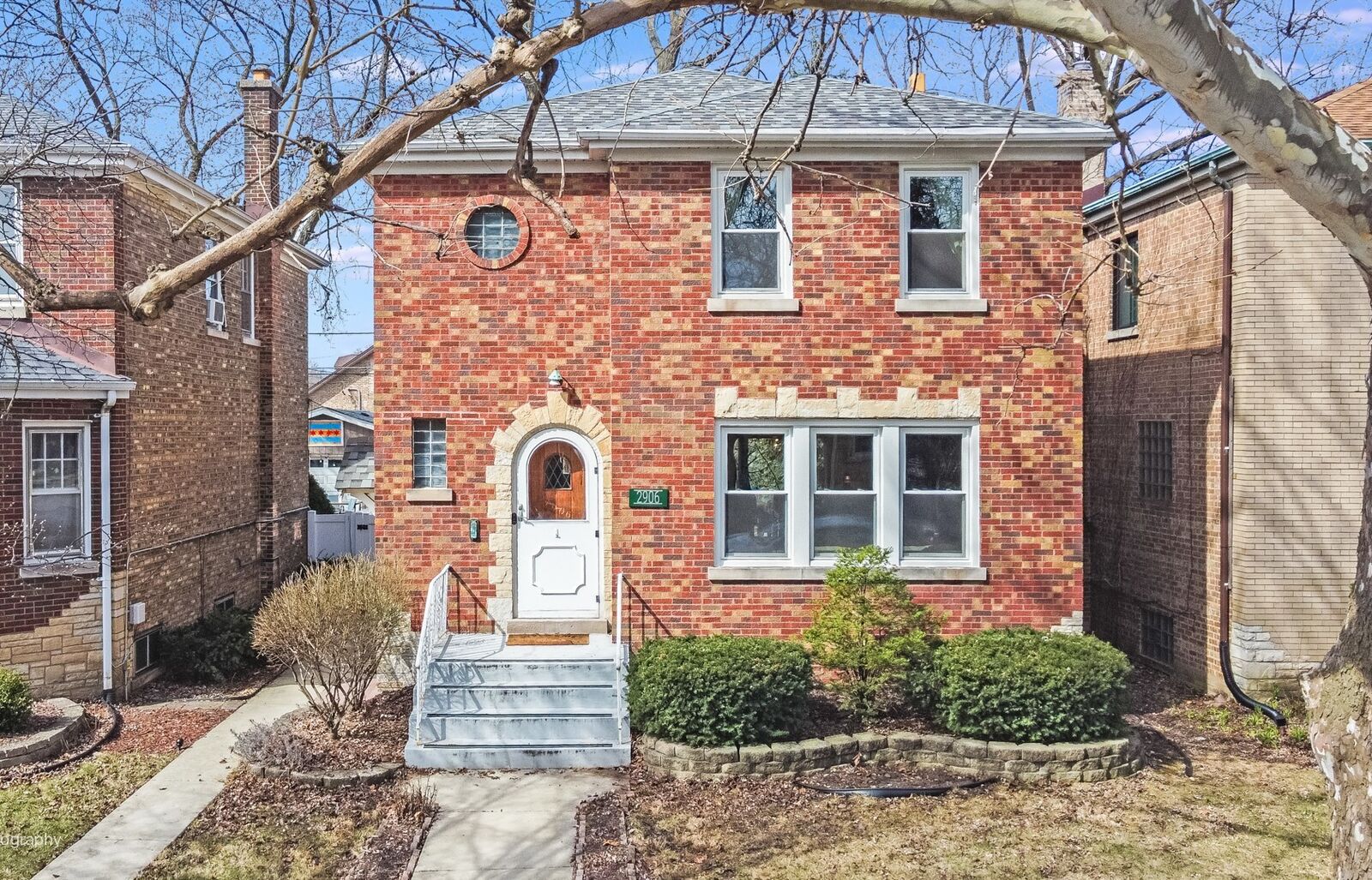 Property Photo: 2906 Wisconsin Avenue IL 60402