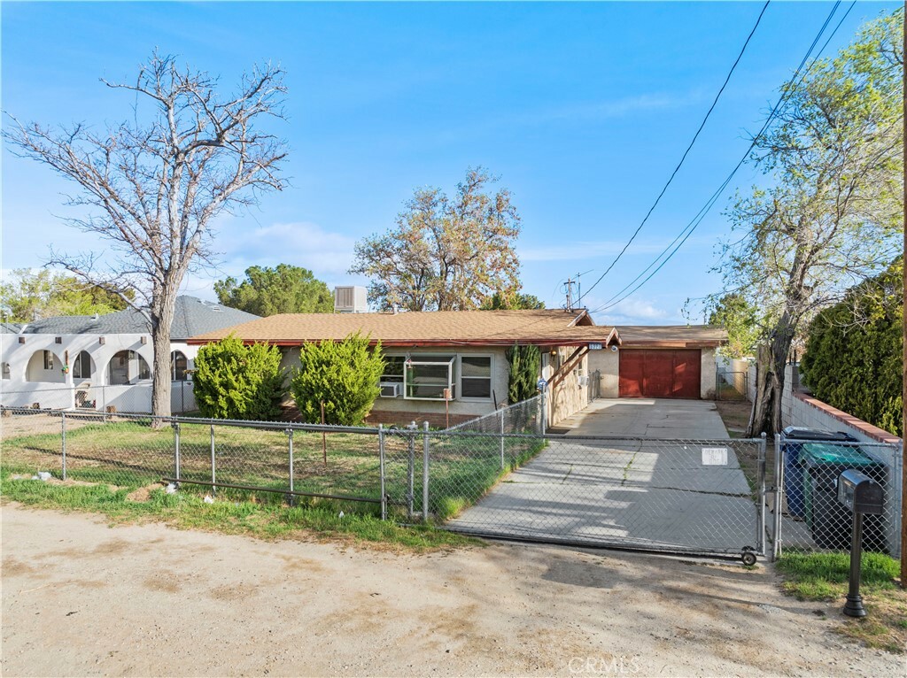 Property Photo: 5327 W Avenue L10 CA 93536
