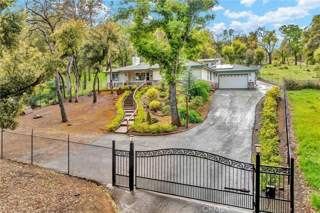 Property Photo: 2465 Eastlake Drive CA 95451