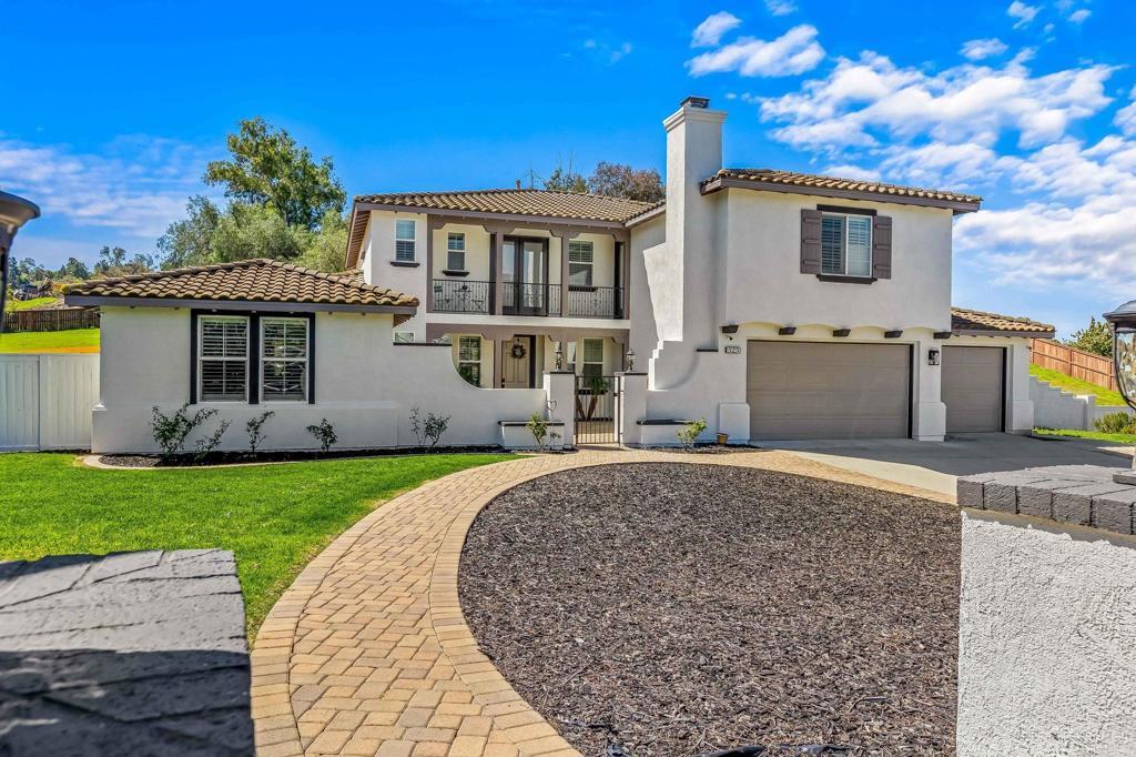 Property Photo: 525 Fortuna Avenue CA 92084