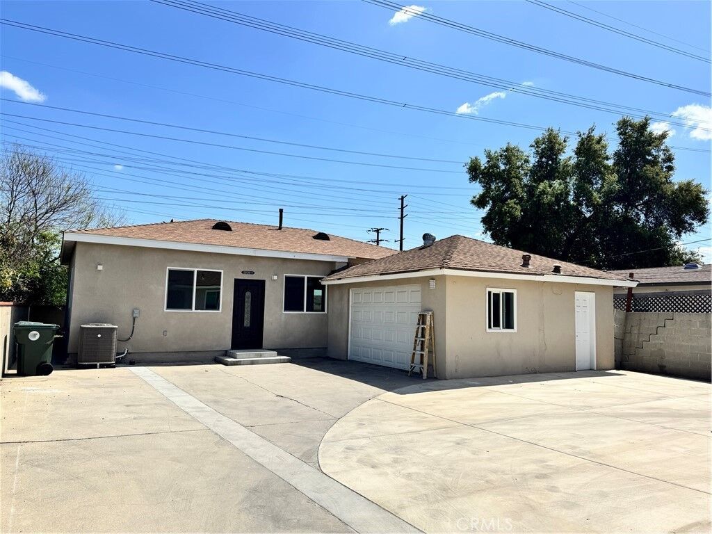 Property Photo:  5830 1/2 N Vista Street  CA 91775 